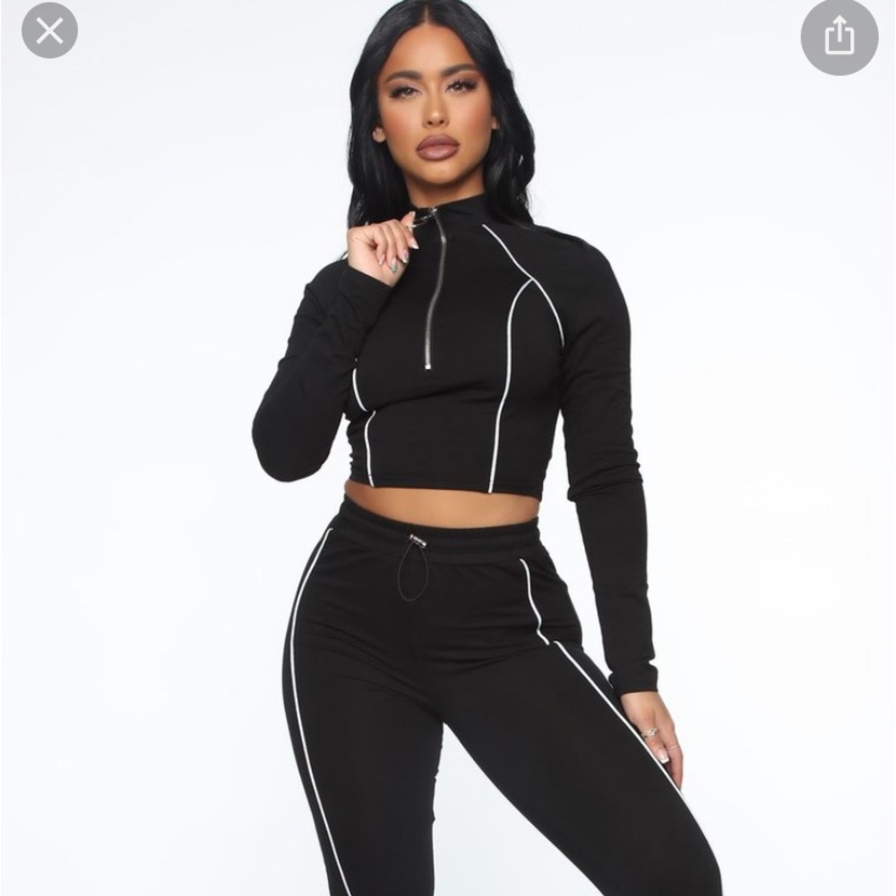 Fashion Nova Friendly Competition Active Set